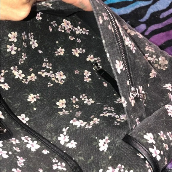 Madden girl floral backpack - Picture 5 of 9